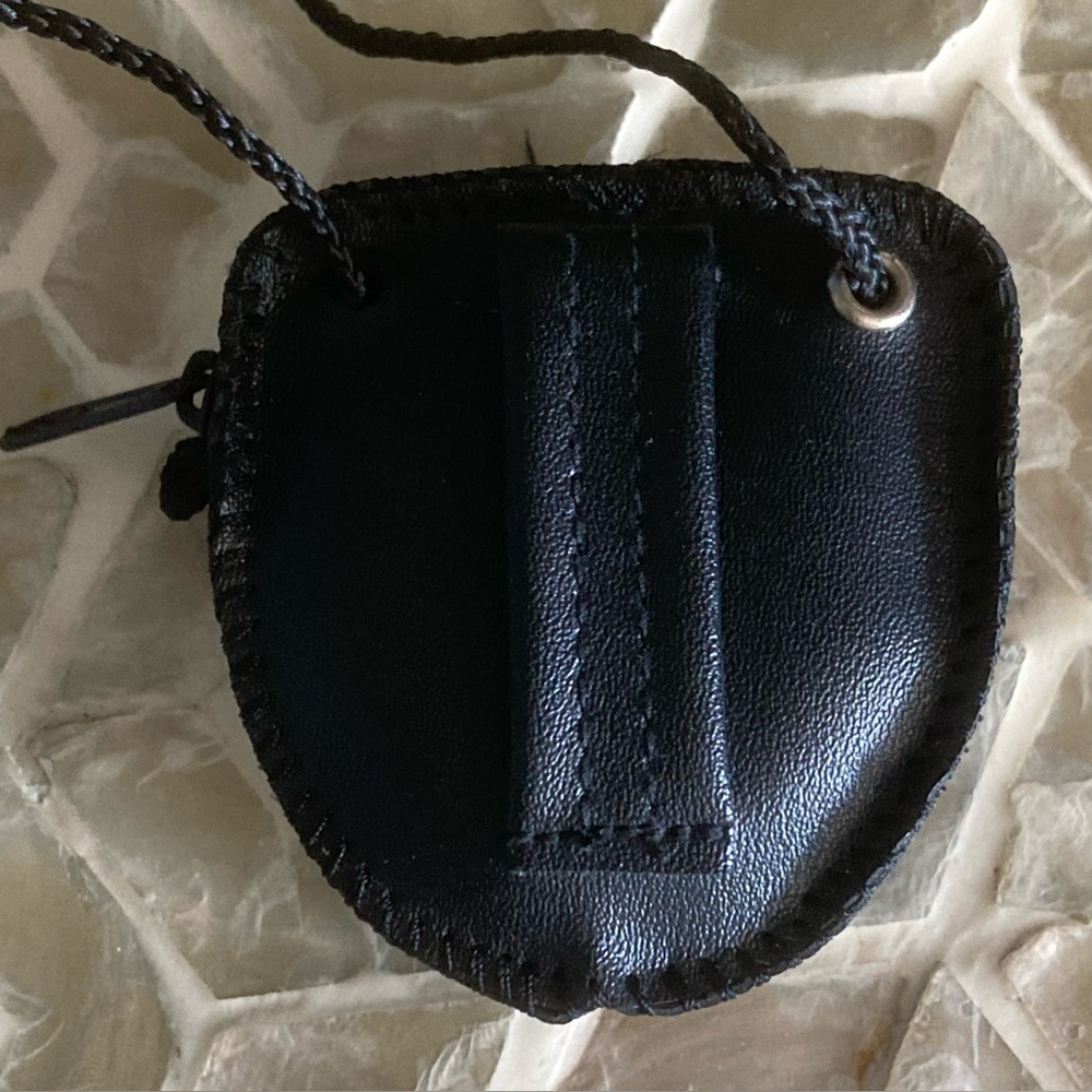 Sun Company Altimeter 202 Altimeter/Barometer with Leather Case - Picture 5 of 7